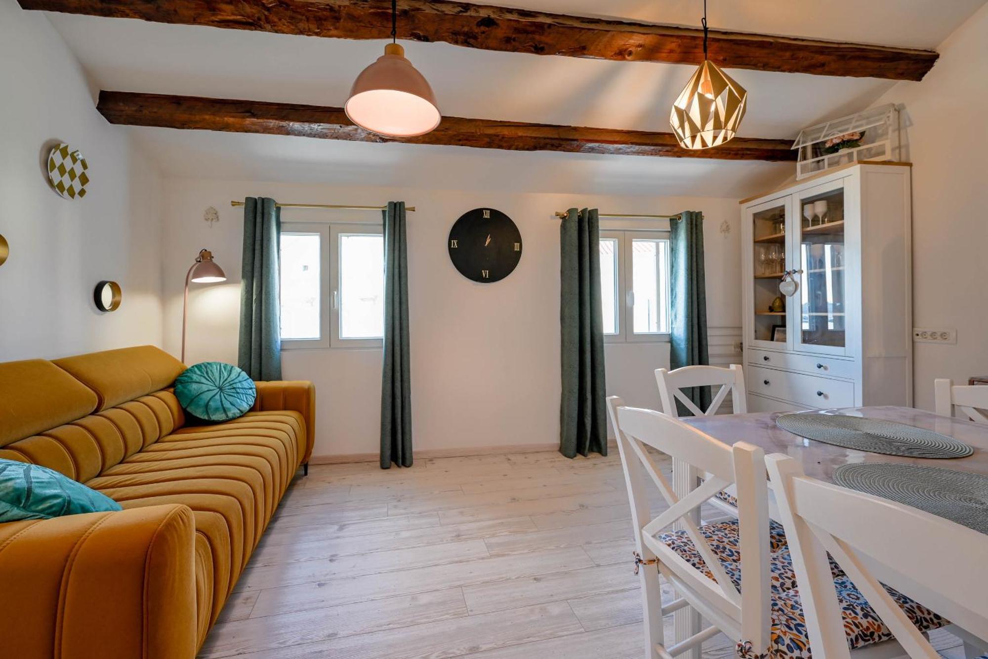 Apartment Roberta Rovigno Esterno foto